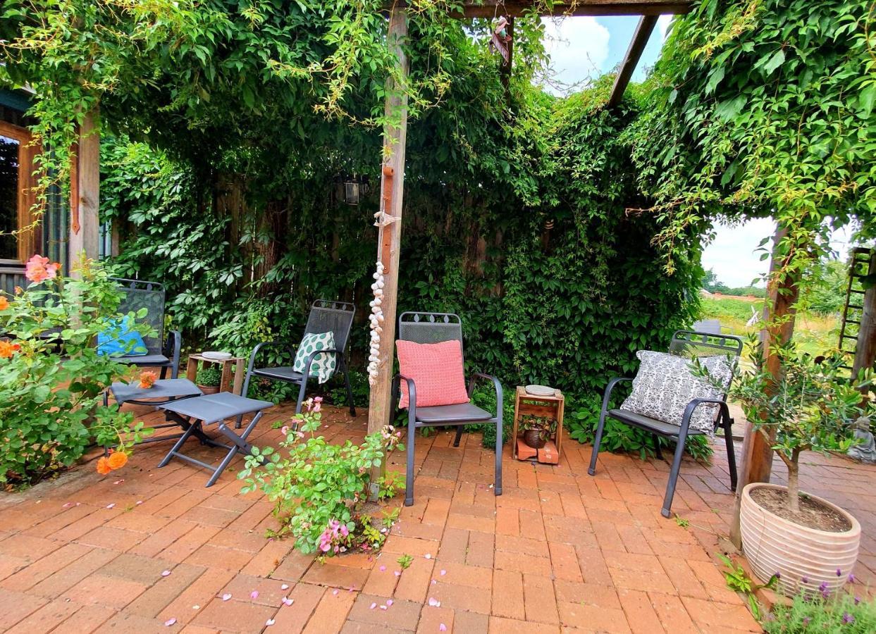 Schmiede1860 Bed & Breakfast Gross Dratow Eksteriør bilde